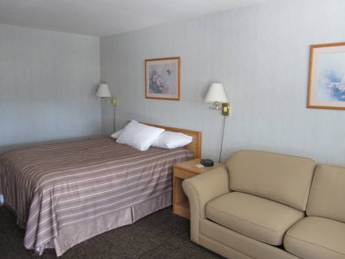 Imagen de la habitación del Hotel Travelodge by Wyndham Salmon Arm. Foto 6