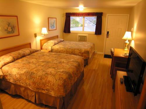 Imagen de la habitación del Hotel Travelodge by Wyndham Salmon Arm. Foto 9