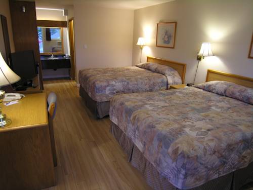 Imagen de la habitación del Hotel Travelodge by Wyndham Salmon Arm. Foto 13