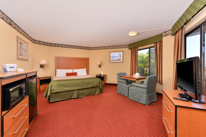 Imagen de la habitación del Hotel Travelodge by Wyndham San Clemente Beach. Foto 9