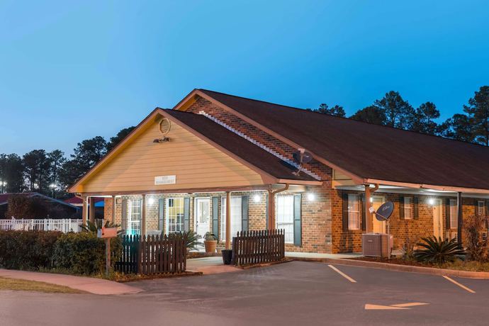 Imagen general del Hotel Travelodge by Wyndham Santee. Foto 1
