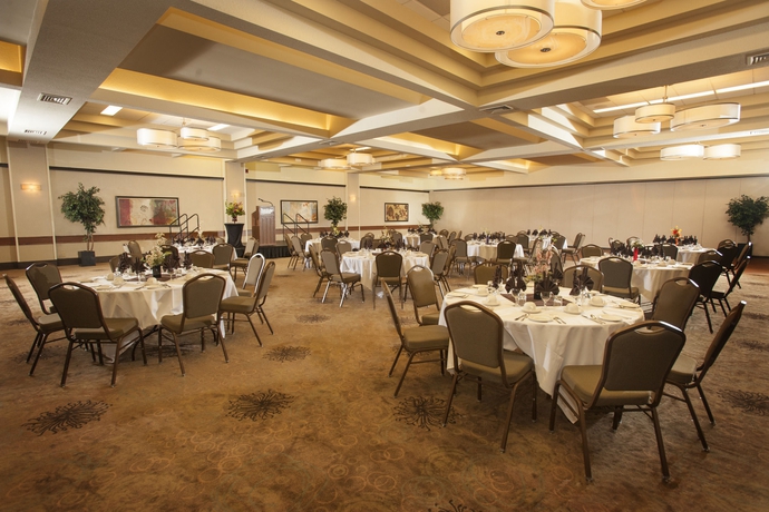 Imagen de los interiores del Hotel Travelodge by Wyndham Saskatoon. Foto 14