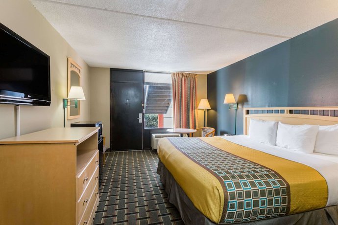 Imagen de la habitación del Hotel Travelodge by Wyndham Savannah Area/Richmond Hill. Foto 9