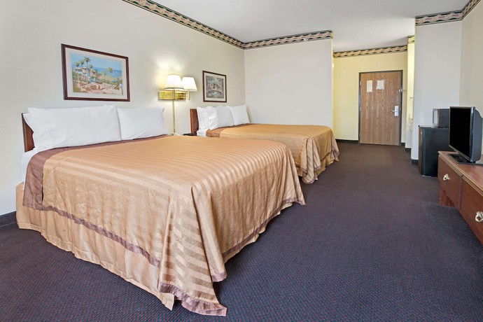 Imagen de la habitación del Hotel Travelodge by Wyndham St. Louis. Foto 10