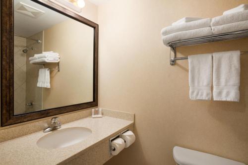 Imagen general del Hotel Travelodge by Wyndham Strathmore. Foto 1