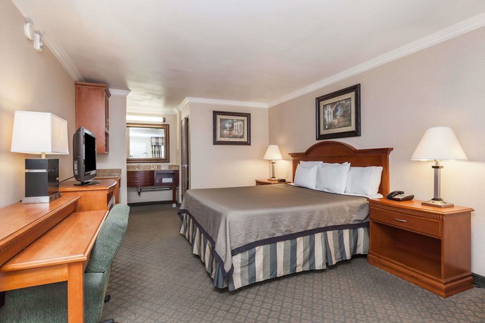 Imagen de la habitación del Hotel Travelodge by Wyndham Sylmar CA. Foto 7