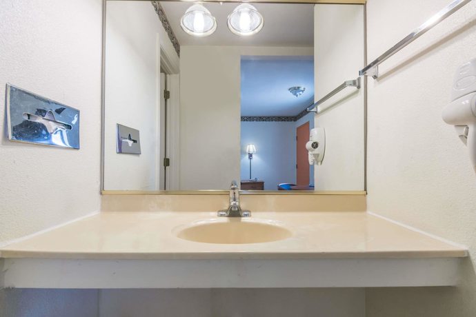 Imagen de la habitación del Hotel Travelodge by Wyndham Temple. Foto 3