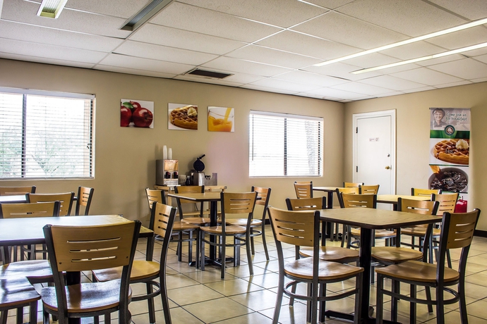 Imagen del bar/restaurante del Hotel Travelodge by Wyndham Tucson Airport. Foto 1