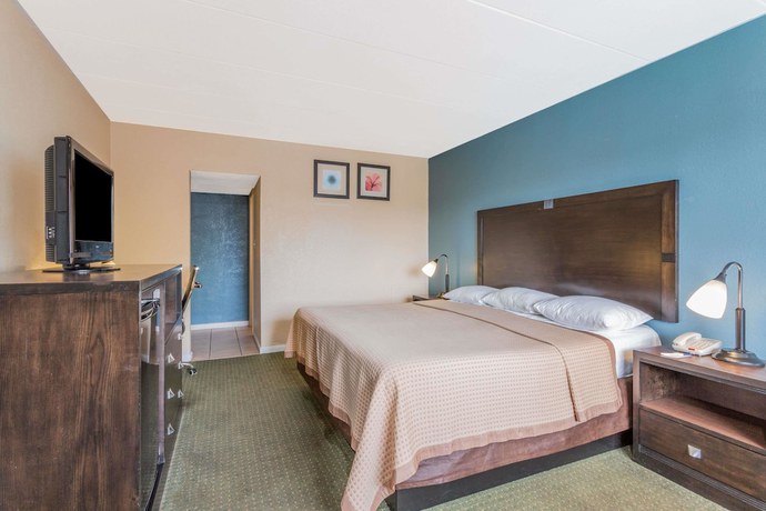 Imagen de la habitación del Hotel Travelodge by Wyndham Virginia Beach. Foto 7