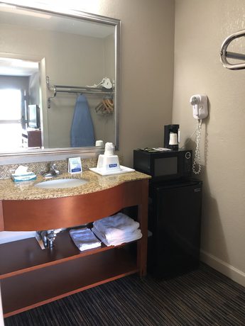 Imagen de la habitación del Hotel Travelodge by Wyndham Williamsburg Colonial Area. Foto 10