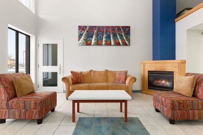 Imagen de los interiores del Hotel Travelodge by Wyndham Windsor. Foto 19