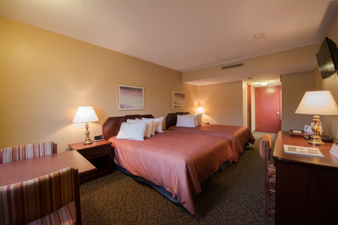 Imagen de la habitación del Hotel Travelodge by Wyndham Winnipeg Airport West. Foto 14