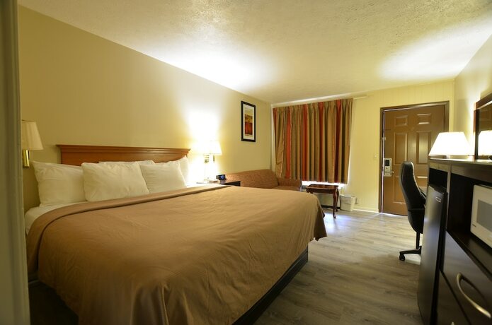 Imagen de la habitación del Hotel Travelowe\'s Motel. Foto 18