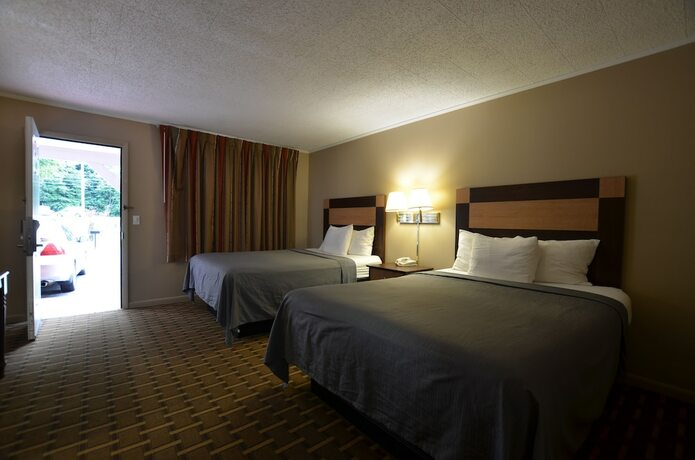 Imagen general del Hotel Travelowe\'s Motel. Foto 11