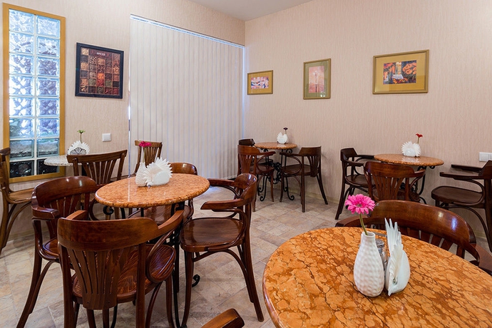 Imagen del bar/restaurante del Hotel Travelto Nevskiy 90. Foto 2