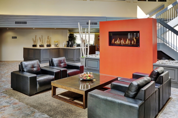 Imagen de los interiores del Hotel Travelway Inn Sudbury. Foto 10