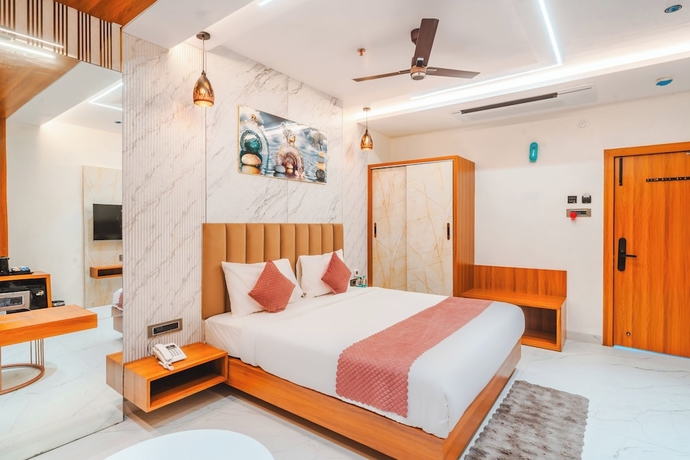 Imagen de la habitación del Hotel Travinities Shree Ji Palace. Foto 2