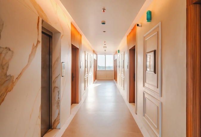 Imagen de los interiores del Hotel Travinities Shree Ji Palace. Foto 8