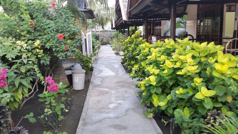 Imagen general del Hotel Trawangan Cottages. Foto 16