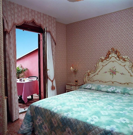 Imagen de la habitación del Hotel Tre Archi. Foto 2