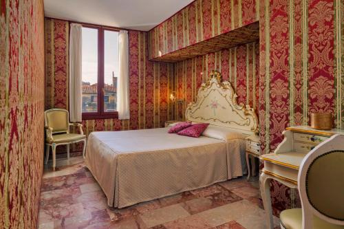 Imagen de la habitación del Hotel Tre Archi. Foto 11