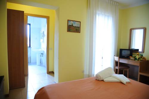 Imagen de la habitación del Hotel Tre Castelli. Foto 8