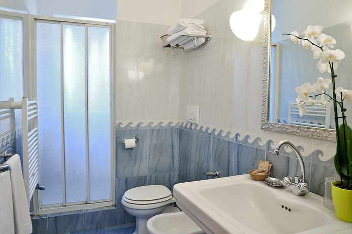 Imagen de la habitación del Hotel Tre Fontane. Foto 6