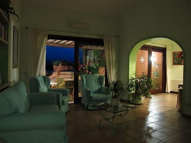 Imagen de los interiores del Hotel Tre Monti. Foto 20