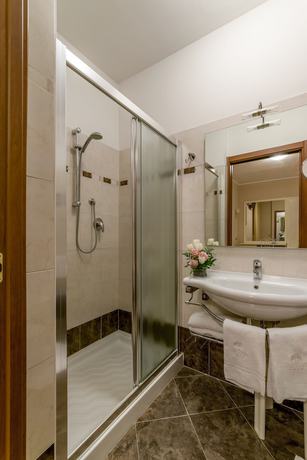 Imagen de la habitación del Hotel Tre Torri, Villafranca. Foto 7