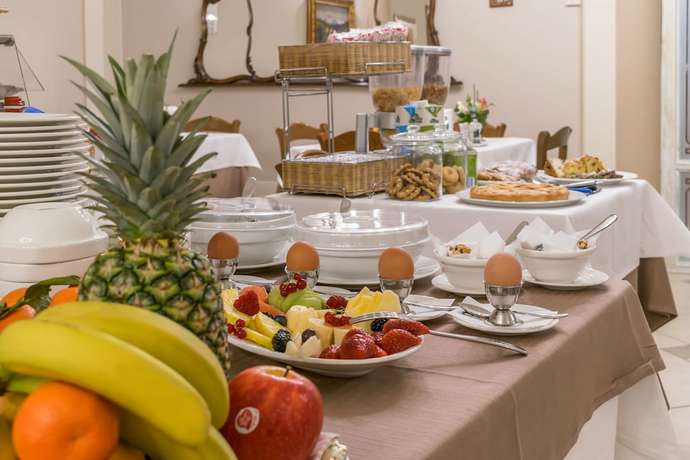 Imagen del bar/restaurante del Hotel Tre Torri, Villafranca. Foto 4