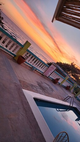 Imagen general del Hotel Treasure Beach. Foto 8