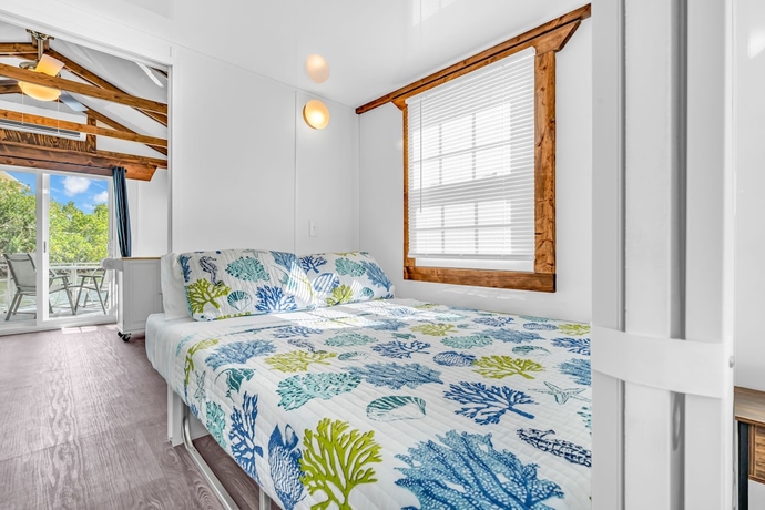 Imagen de la habitación del Hotel Treasure Harbor. Foto 10