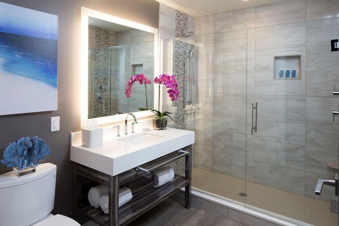 Imagen de la habitación del Hotel Treasure Island Beach Resort. Foto 9