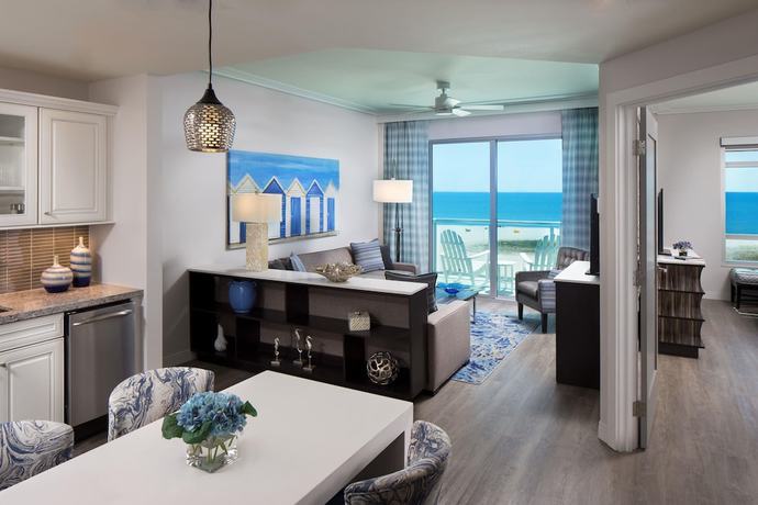Imagen de la habitación del Hotel Treasure Island Beach Resort. Foto 17