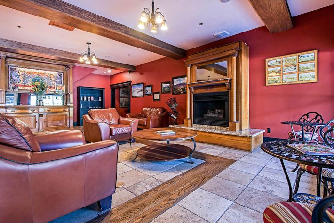 Imagen de los interiores del Hotel Treasure Mountain Inn. Foto 20