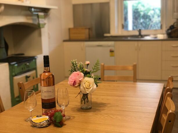 Imagen de la habitación del Hotel Treasured Memories Cottage. Foto 9