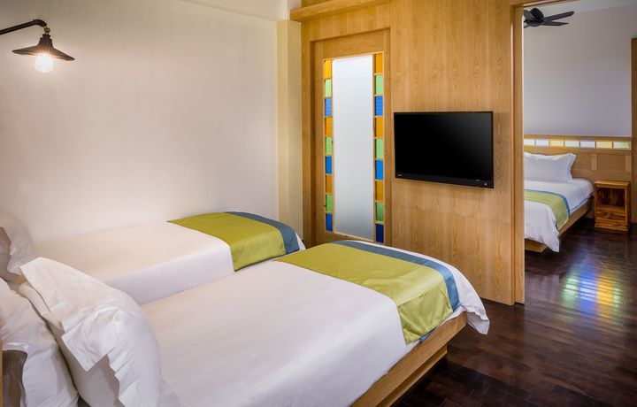 Imagen de la habitación del Hotel Treasures and Suites. Foto 8