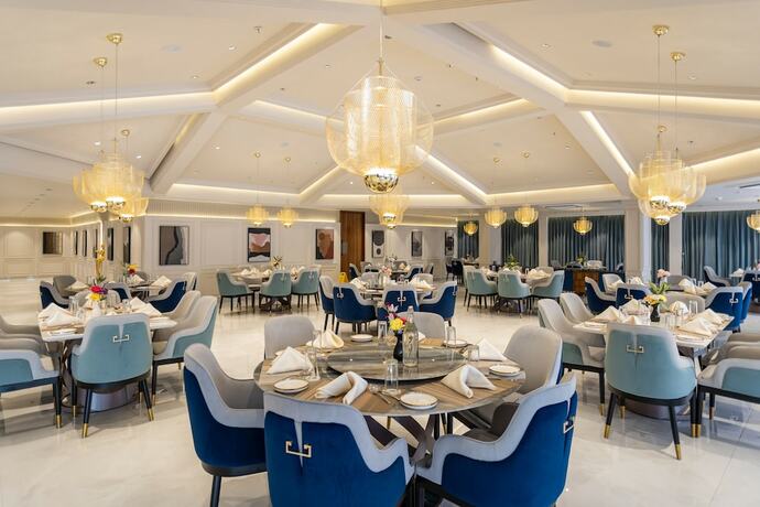 Imagen del bar/restaurante del Hotel Treat Resort. Foto 9