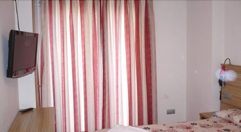 Imagen de la habitación del Hotel Trebol, Málaga. Foto 8