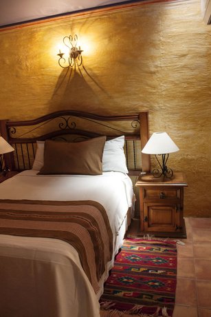 Imagen de la habitación del Hotel Trebol, Oaxaca de Juárez. Foto 6