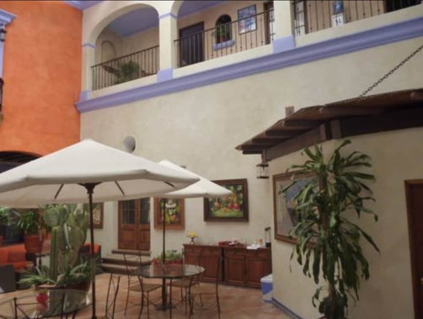 Imagen del bar/restaurante del Hotel Trebol, Oaxaca de Juárez. Foto 3