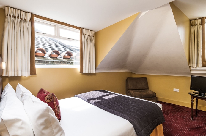 Imagen de la habitación del Hotel Trebovir. Foto 7