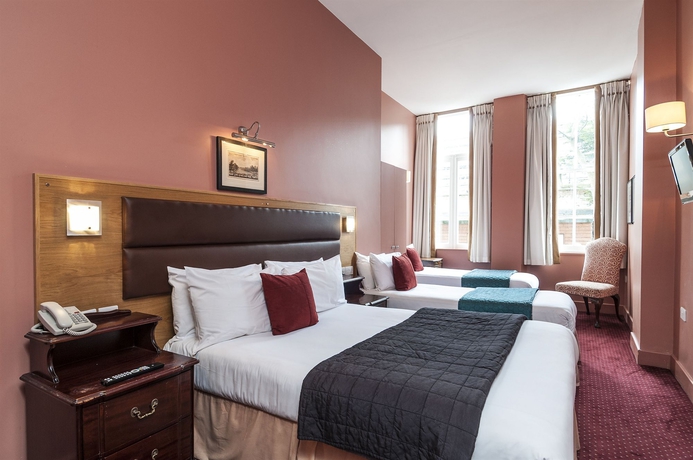 Imagen de la habitación del Hotel Trebovir. Foto 11