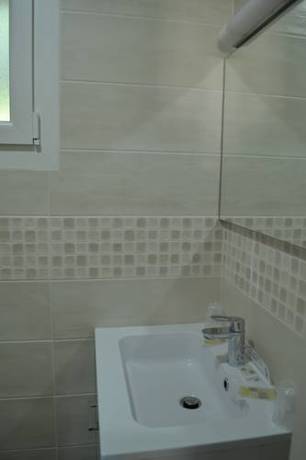 Imagen de la habitación del Hotel Trecelin. Foto 5