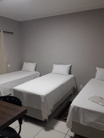 Imagen de la habitación del Hotel Tr&ecirc;s Am&eacute;ricas. Foto 3