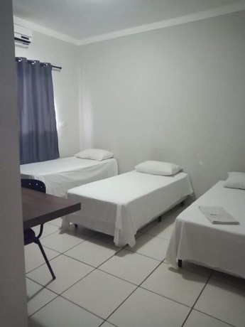 Imagen de la habitación del Hotel Tr&ecirc;s Am&eacute;ricas. Foto 7