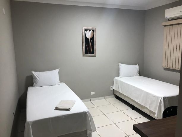 Imagen de la habitación del Hotel Tr&ecirc;s Am&eacute;ricas. Foto 13