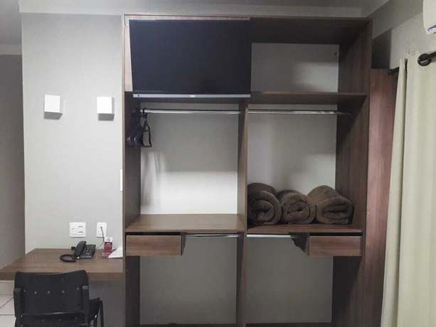 Imagen de la habitación del Hotel Tr&ecirc;s Am&eacute;ricas. Foto 18