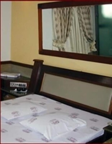 Imagen general del Hotel Tr&ecirc;s Poderes. Foto 18
