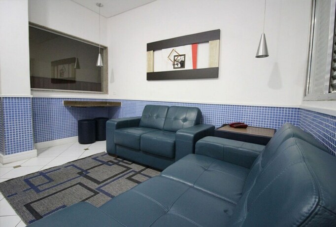 Imagen de los interiores del Hotel Tr&ecirc;s Poderes. Foto 35